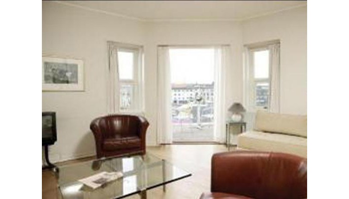 Ascot Apartments poza 6